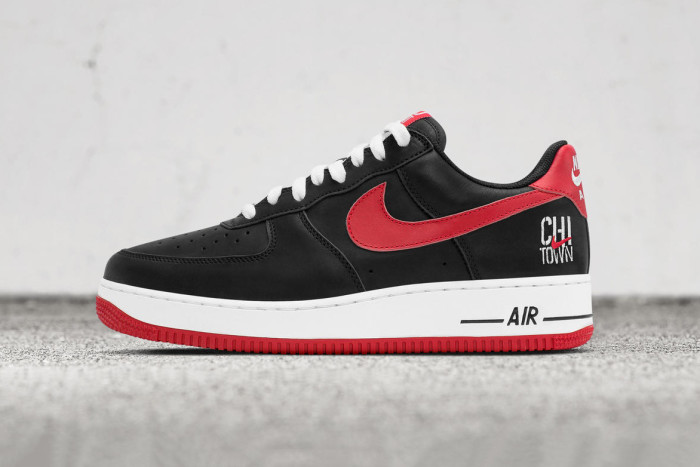 nike-air-force-1-low-chi-town-1